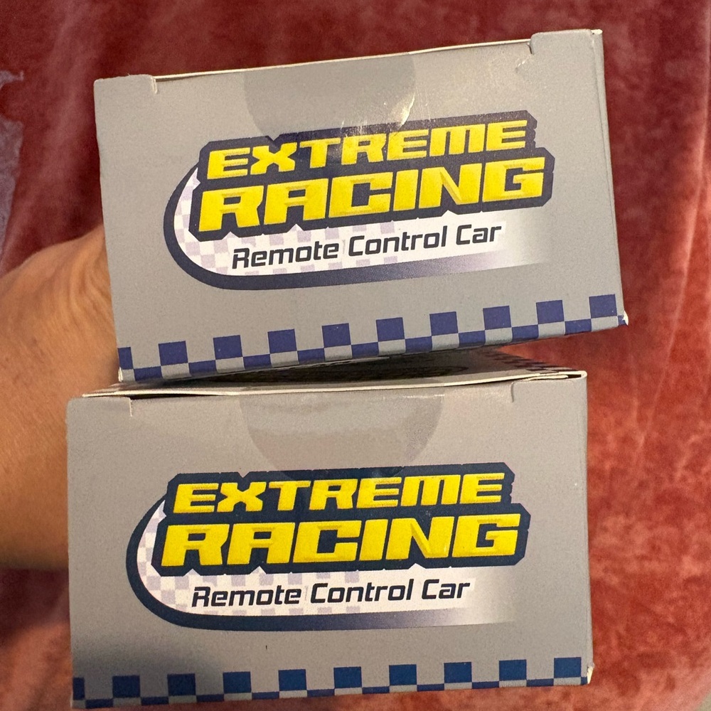 Extreme Racing Remote Control Cars - 2 pack assorted! - Picture 6 of 12